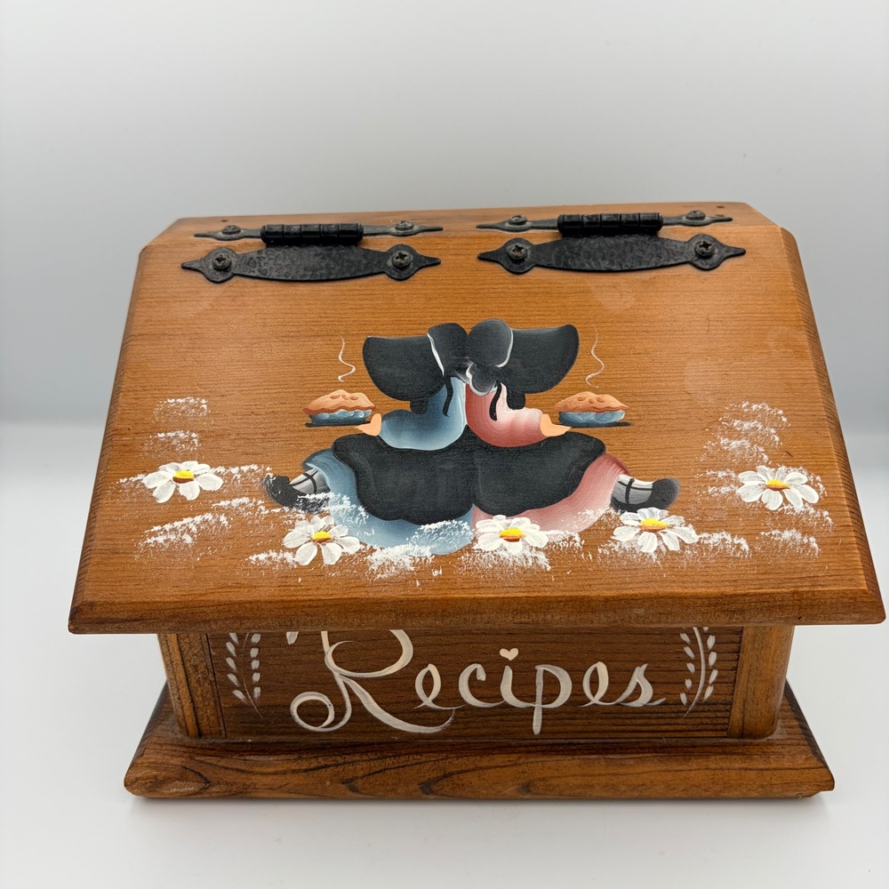 Vintage Wooden Recipe Box Hand Painted Amish Girls Pie Daisies Folk Art Kitchen